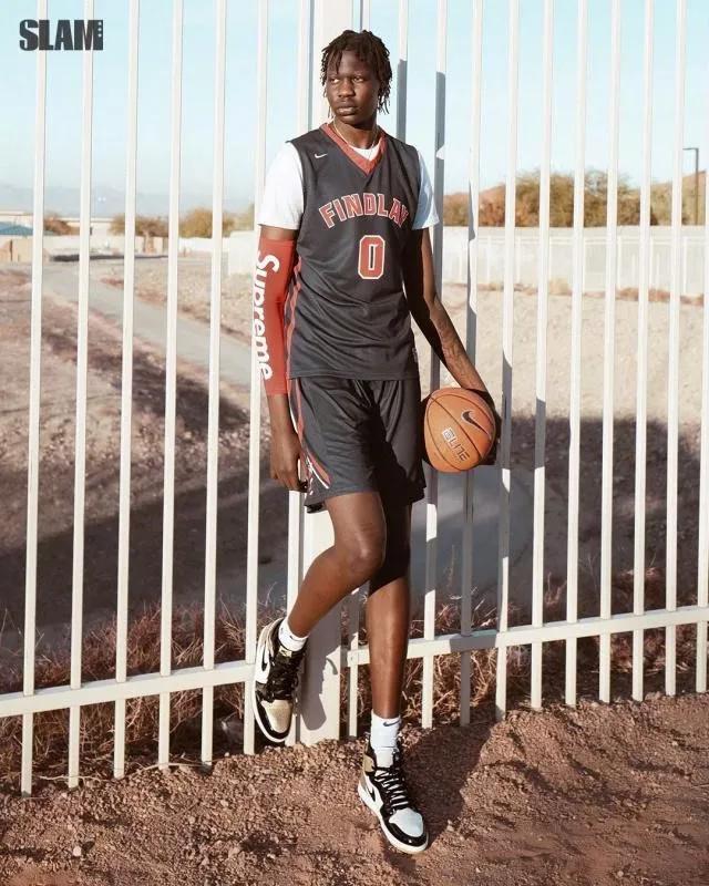 雷竞技电竞 -清晨丹佛掘金完成体检Rookie连续五场比赛得分超过势不可挡，这一次真的德布劳内在加拿大队比赛中精彩发挥的简单介绍